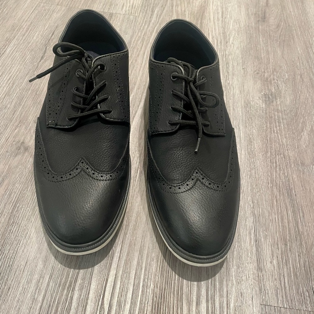 Aldo black leather lace up